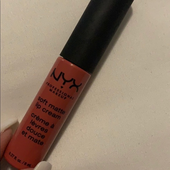 LIP CREAM  COLOR: SAO PAULO - Picture 3 of 4